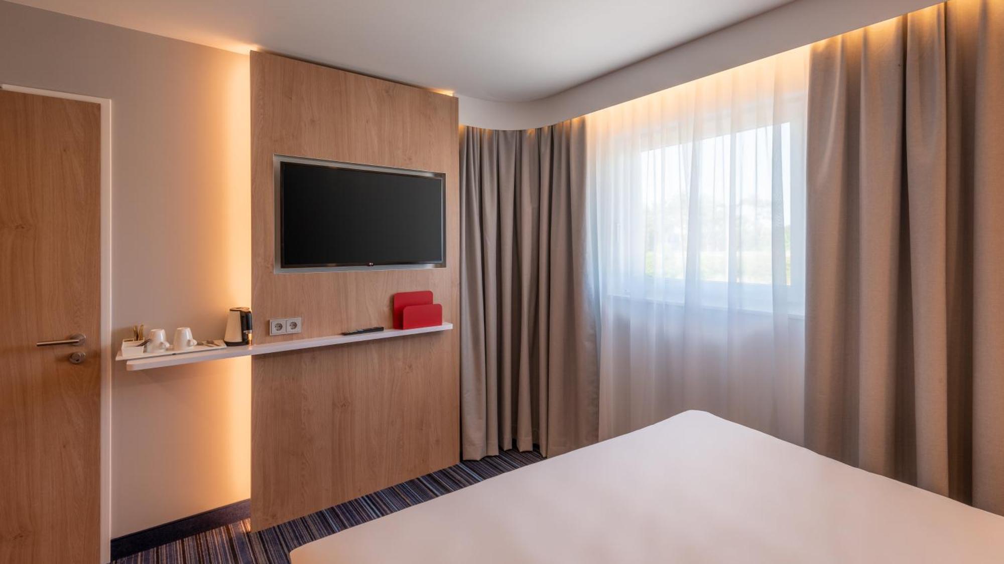 Holiday Inn Express - Hamburg South A7-As42 By Ihg Egestorf Exterior foto